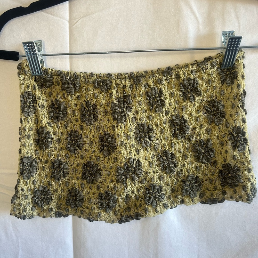Elegant Lace skirt